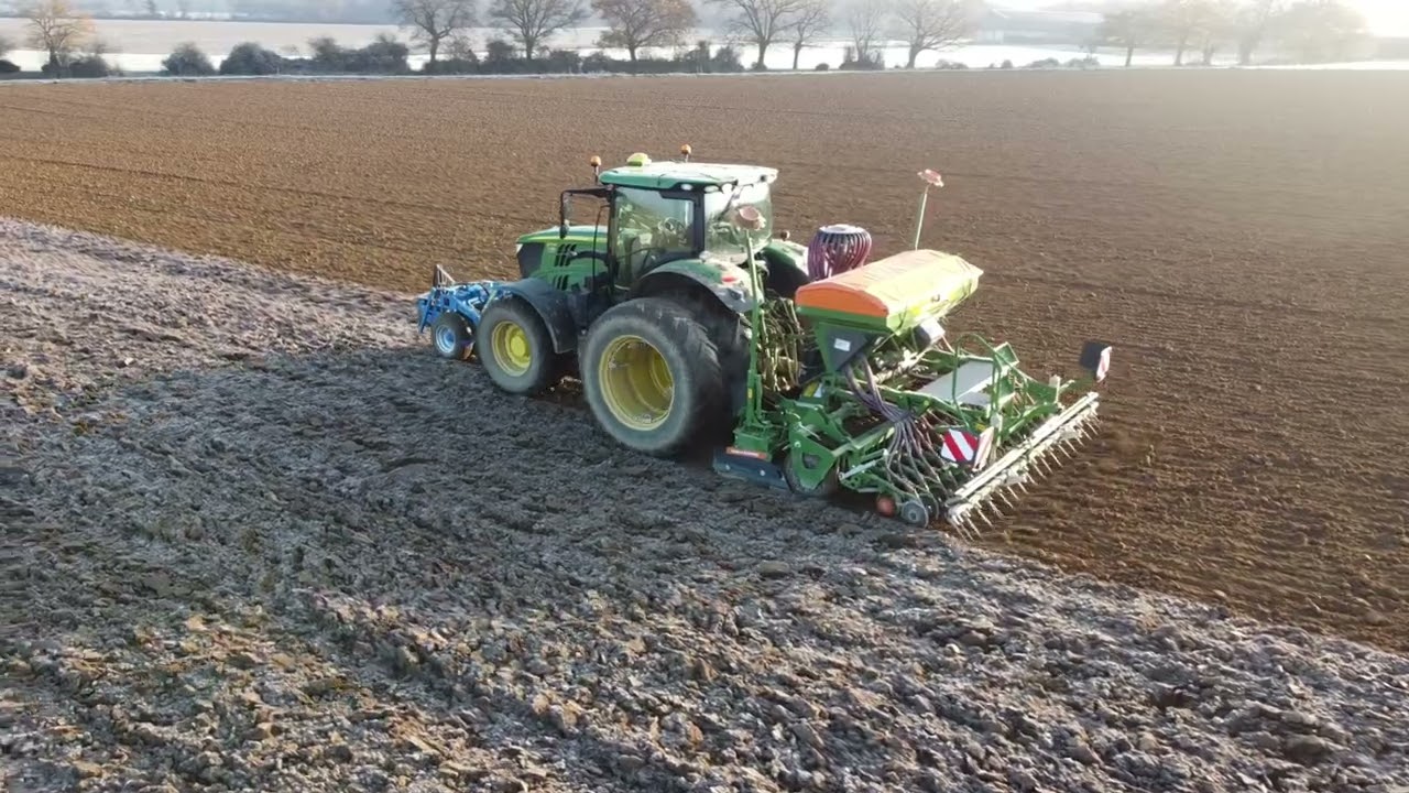 Semis de blé 2023, dans le bocage Vendéen
