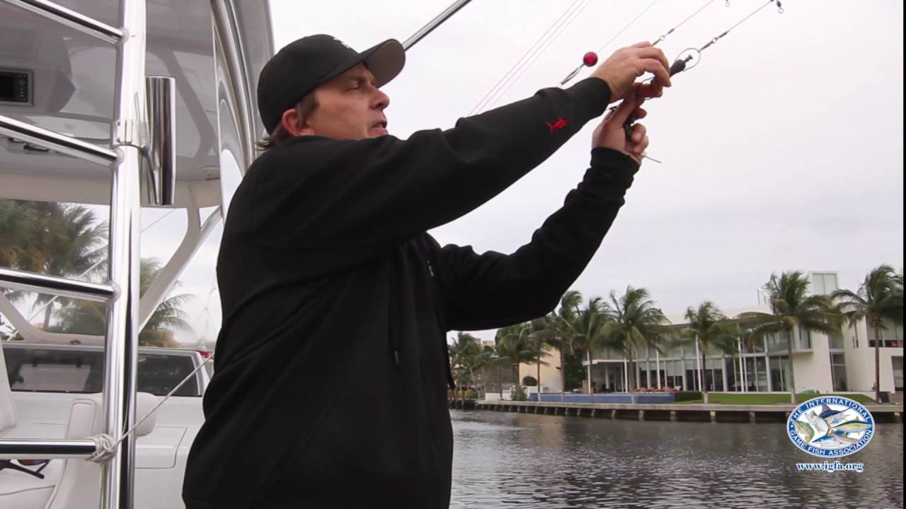Selecting Release Clips for Outriggers