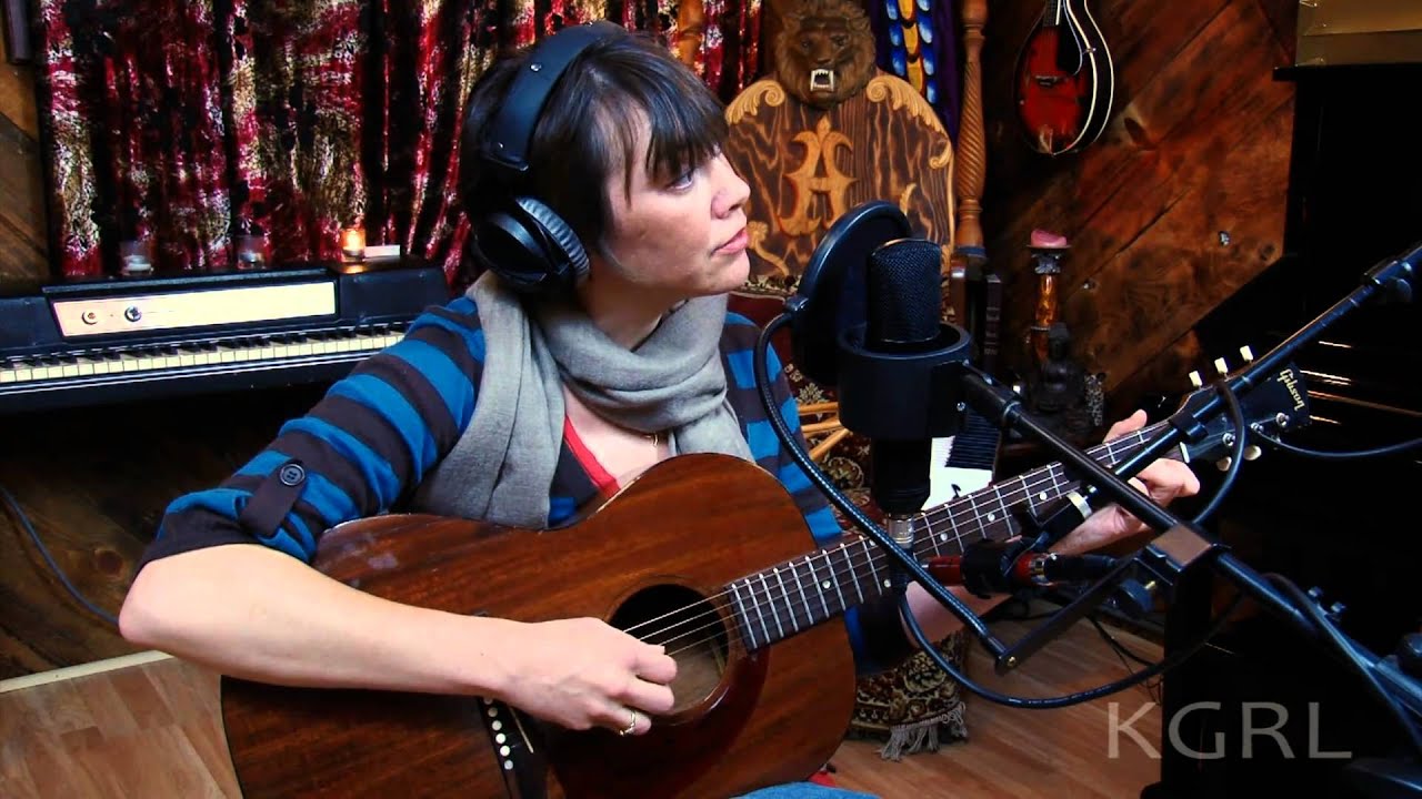 Inara George - Bottlecaps (KGRL FPA Live Session) 1080p HD