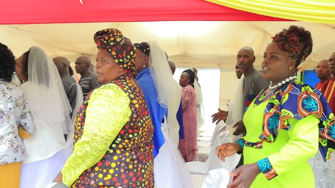 Tarora Irathimo: Celebrating 21 weddings in Kigumo Catholic Parish.