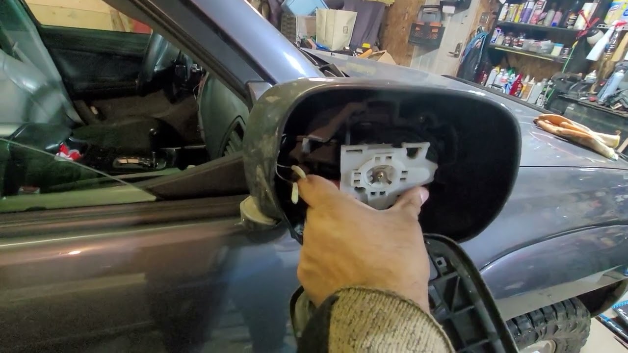 reinstall mirror glass 2004 toyota 4runner side mirror