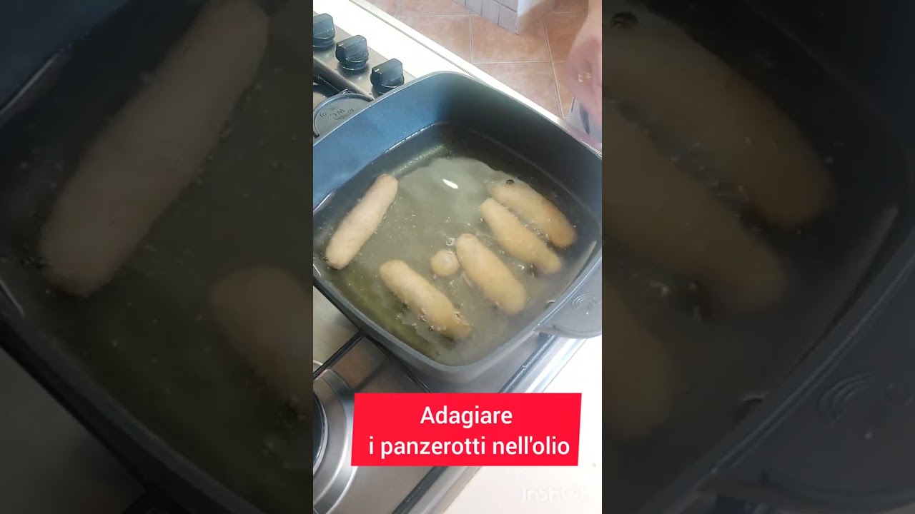 PANZEROTTI DI PATATE SALENTINI fritti con Magic Cooker