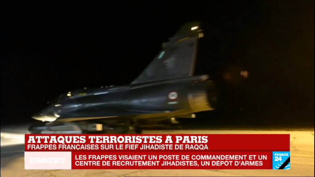 10 chasseurs français ont lâché 20 bombes sur Raqqa le fief de l'État islamique en Syrie