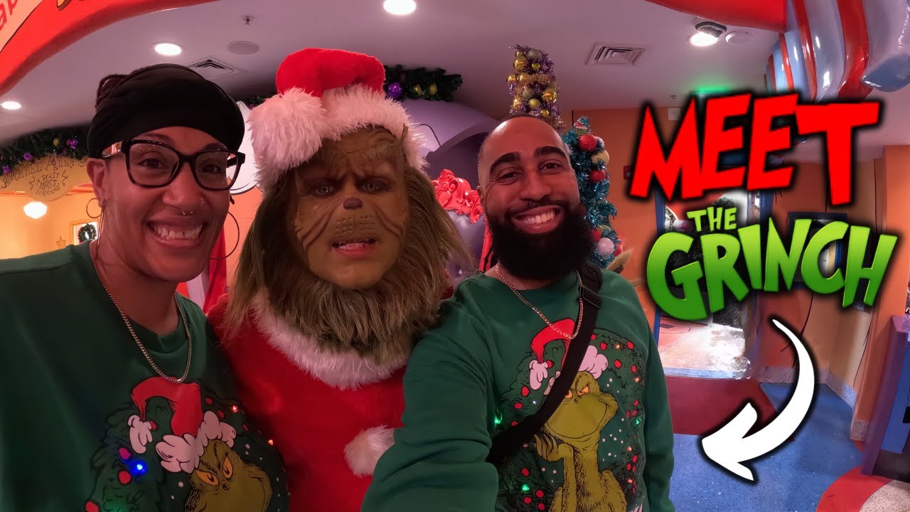 We met THE GRINCH at Universal Orlando! | Our Grinch & Friends Character Breakfast EXPERIENCE !🎄❄️