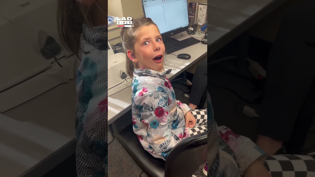 8-year-old girl hears herself for the first time ❤️ (🎥: ViralHog)