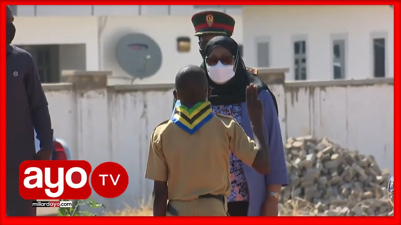 TAZAMA RAIS SAMIA ALIVYOPIGIWA SALUTI NA KUPEWA HESHIMA NA VIJANA WA SKAUTI