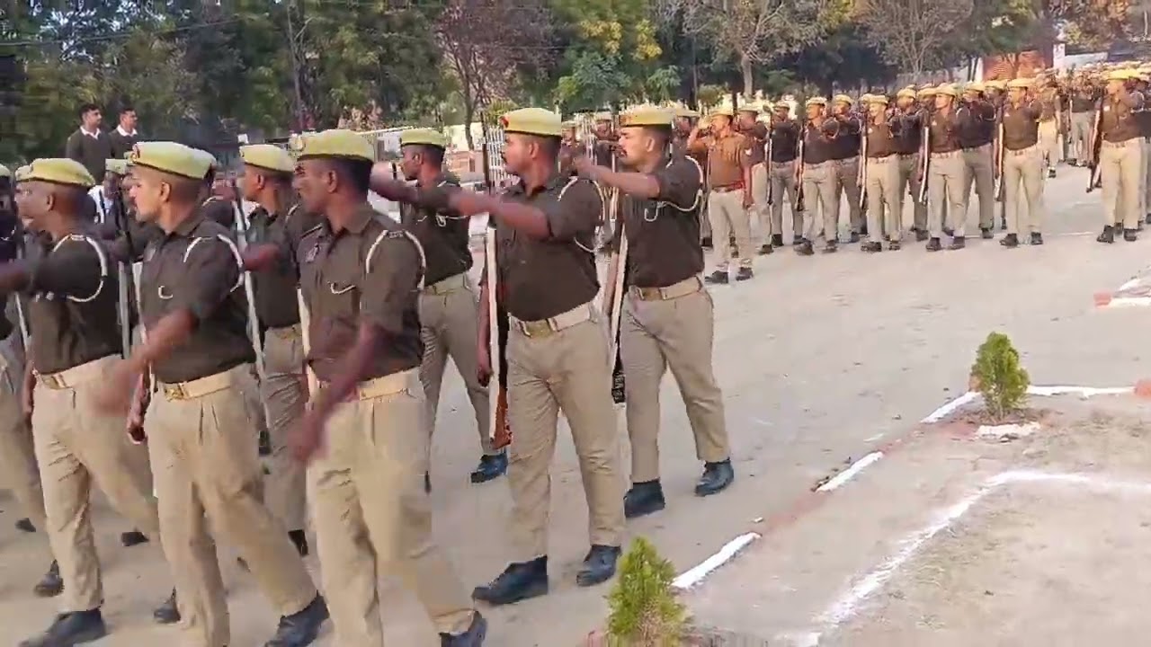 ######प्लाटूनों के कालम में तेज चाल से मंच से गुजरना11 March 2026