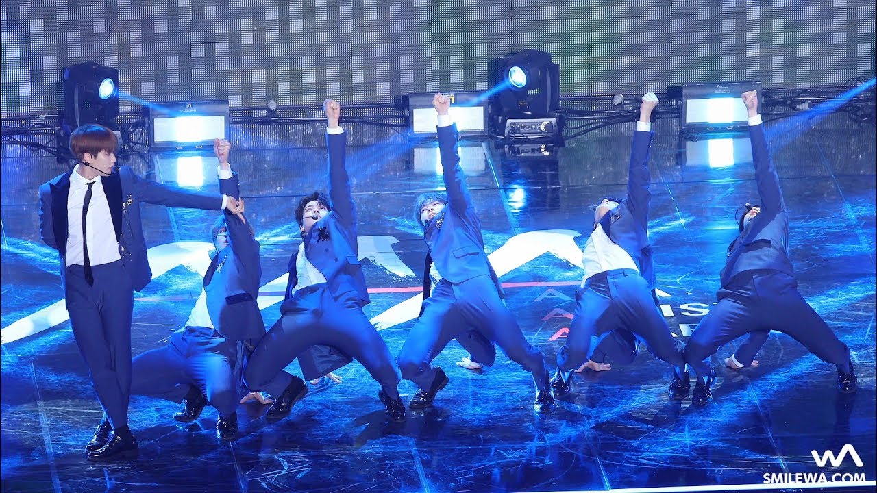 171115 아스트로 (ASTRO) 'Baby + 니가 불어와' 4K 직캠 @아시아 아티스트 어워즈 (AAA) 4K Fancam by -wA-