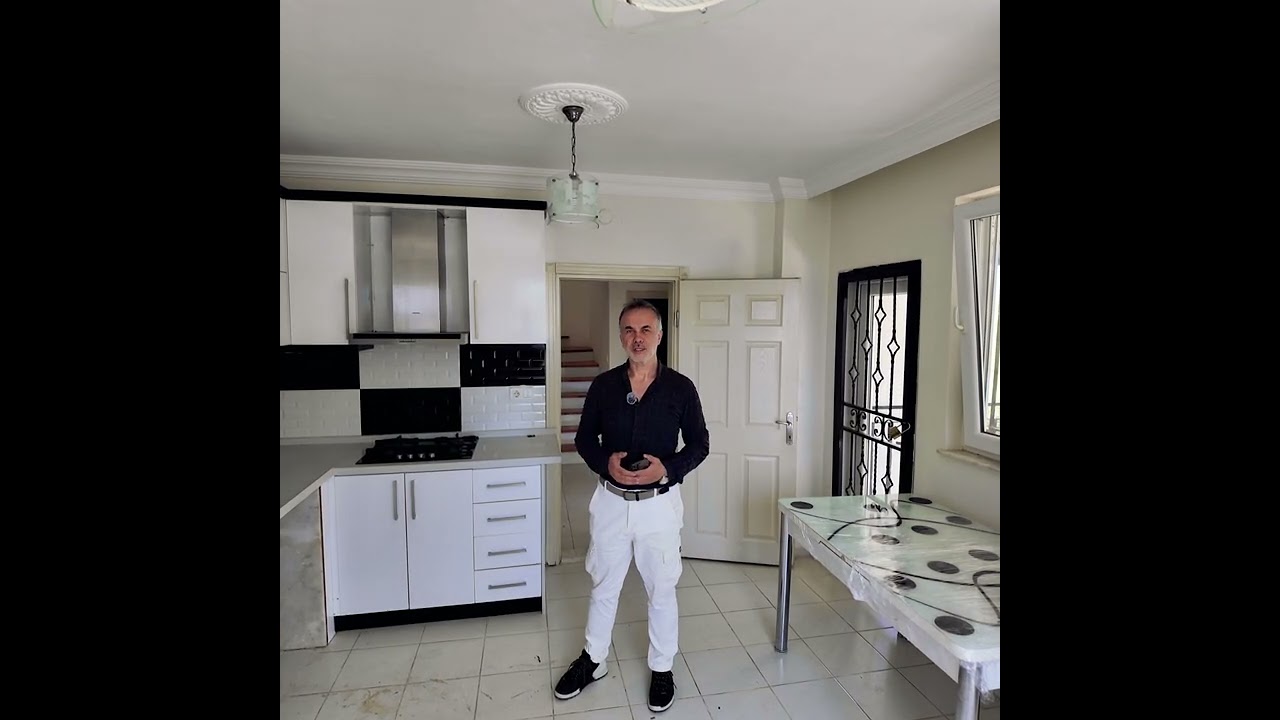 Antalya Aksu’da satılık müstakil villa