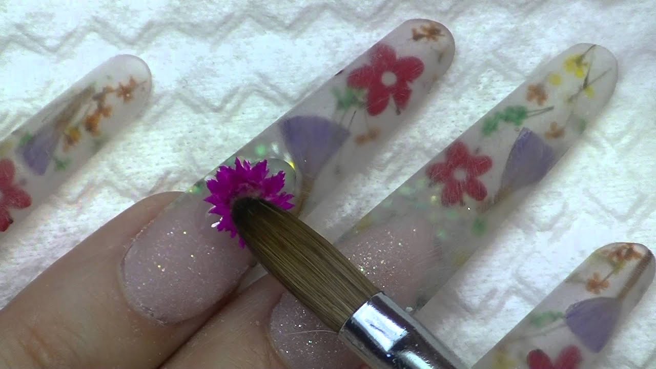 Uñas Acrílicas: Naturaleza Muerta y Gema 3d