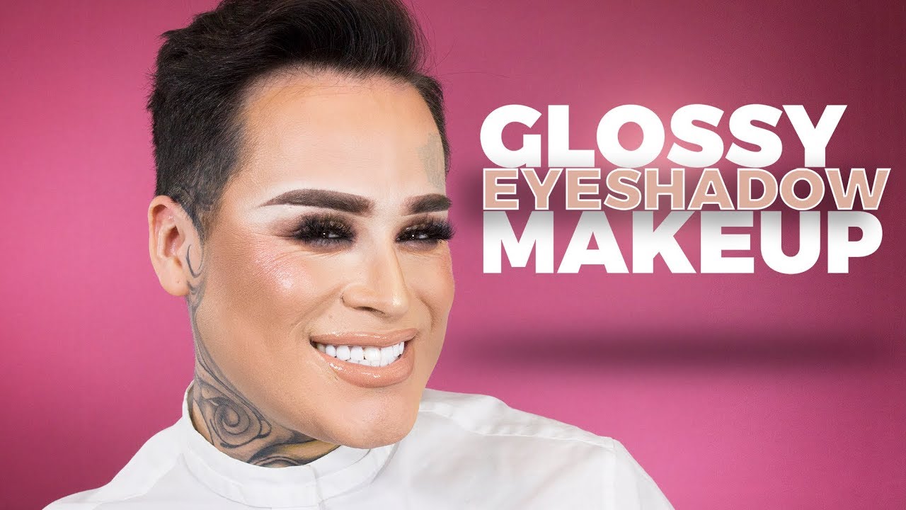 Glossy Eyeshadow Makeup
