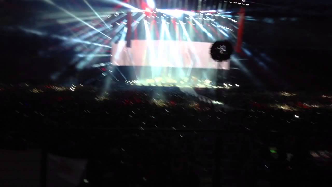 Ligabue live San Siro 2014 - Intro + Il muro del suono
