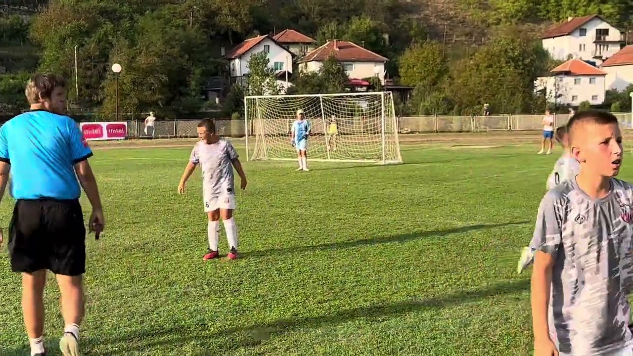 Fk Unis vs Dif Mitrovica 2014 godiste (Visegrad Bambi Turnir) FINALE