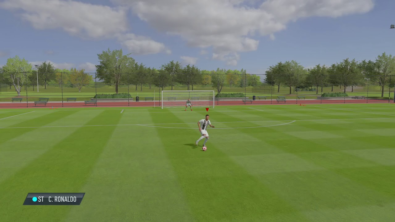 FIFA 19 SKILL MOVES - Reverse Elastico