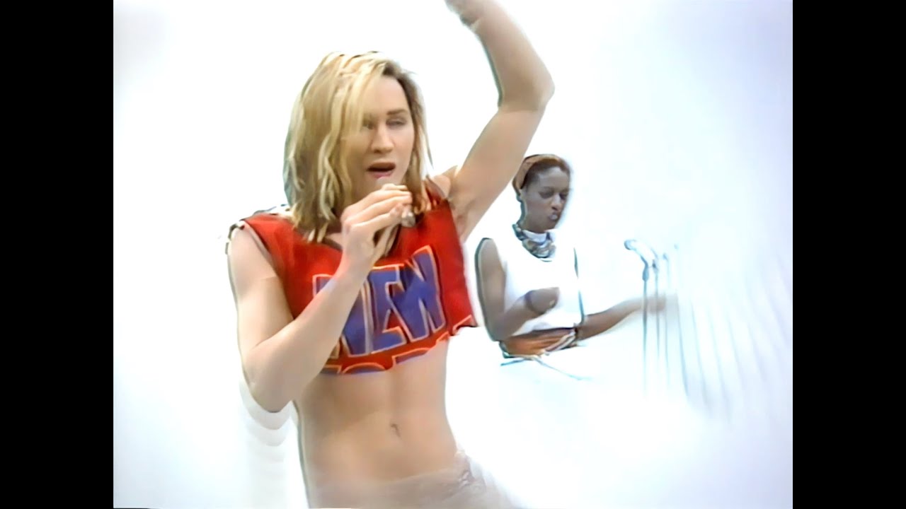 Marilyn (Maz) on 'Tonight with Bert Newton' - 1984 (upscaled)