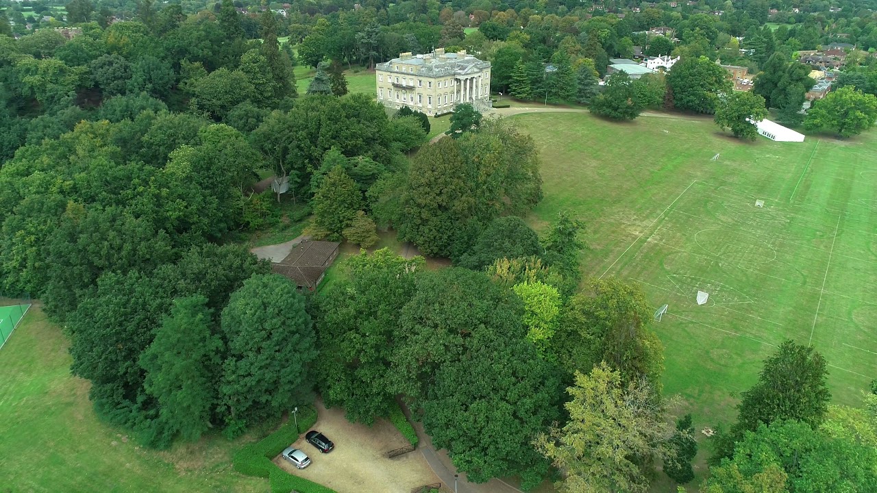 Claremont House pan anticlockwise  towards  tennis courts