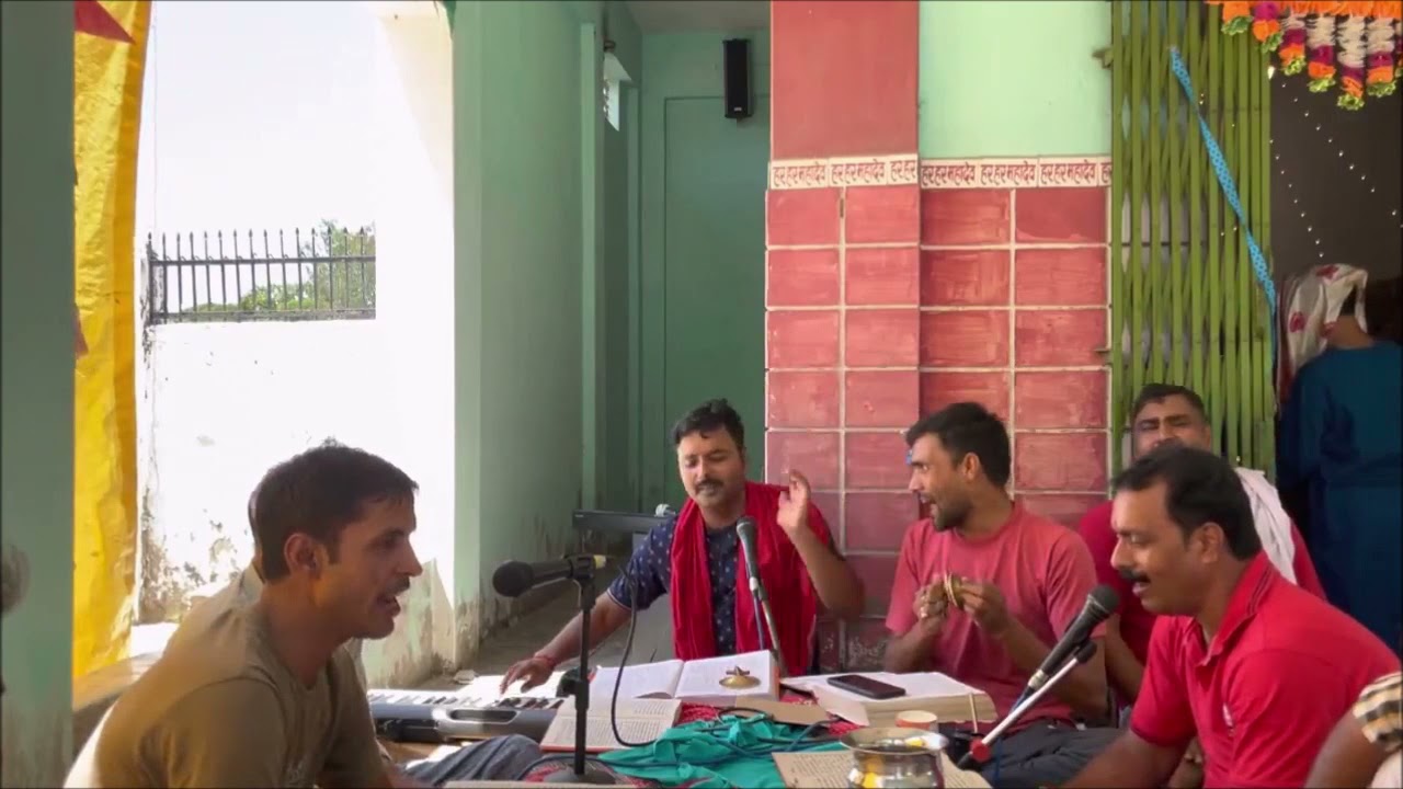 नमामि शमीशान निर्वाण रूपम् (Namami Shamishan Nirvaan Roopam) Shiv Stuti