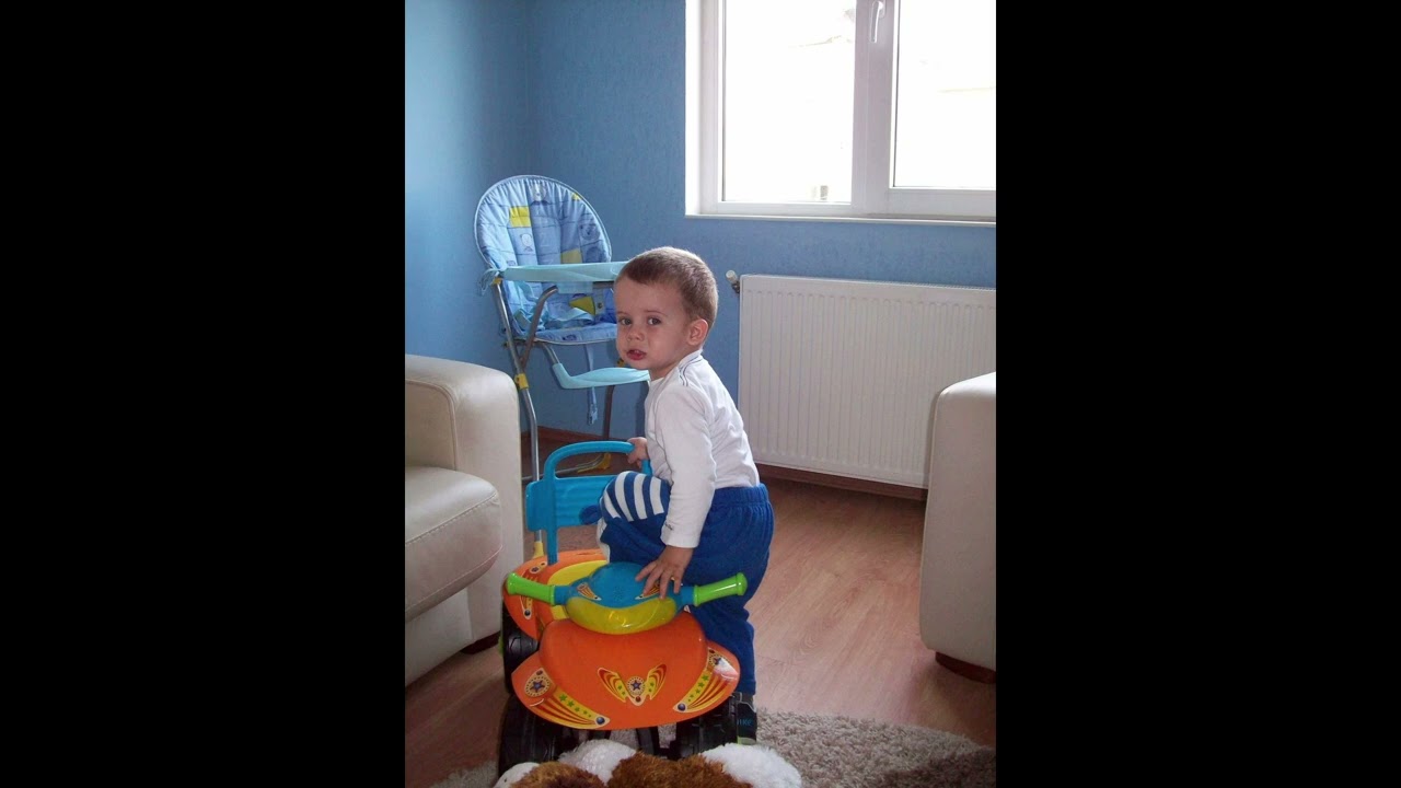 [FREE] Mi-as dori sa ma simt ca in poza asta, mic si fara griji