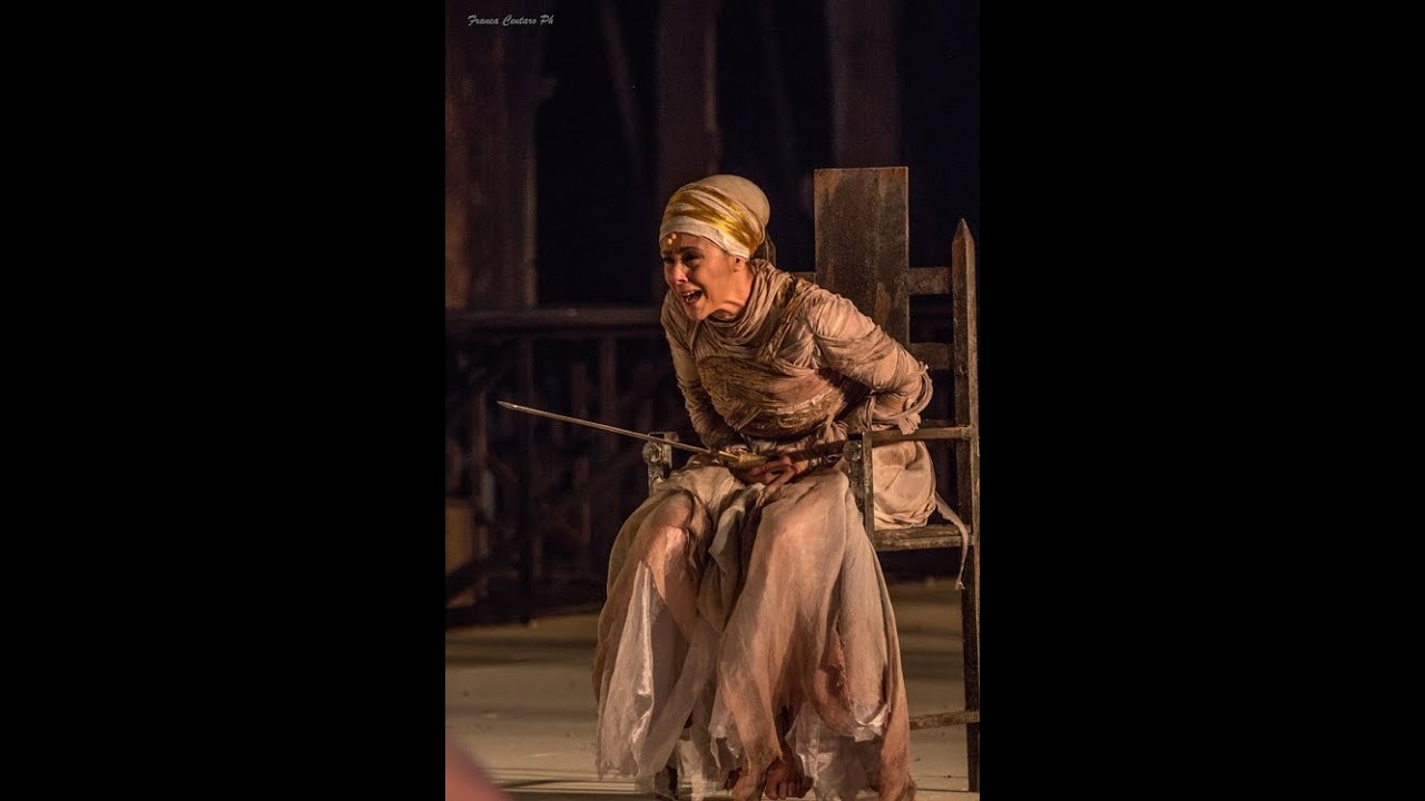 FEDRA di Seneca - regia Carlo Cerciello (Teatro Greco Siracusa 2016)