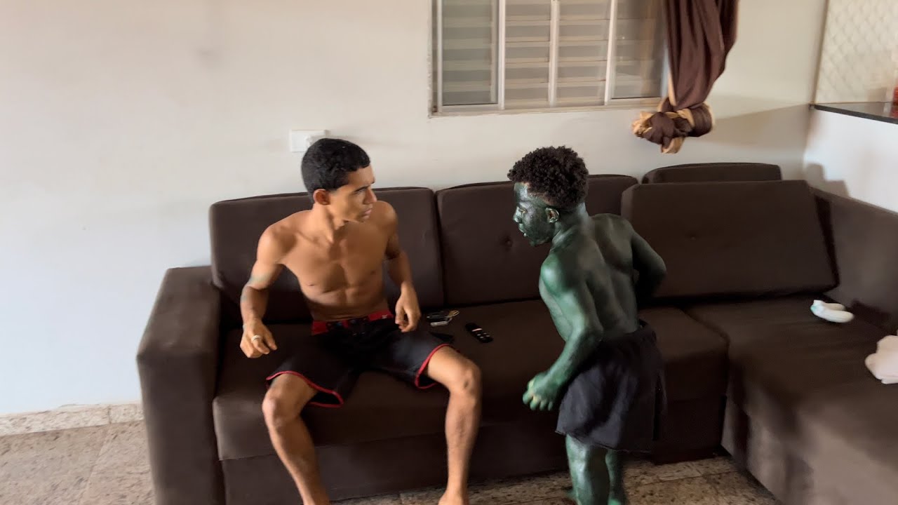 ANÃO HULK PARTIU PRA CIMA DO BRUTINHO E TEVE UMA SURPRESA