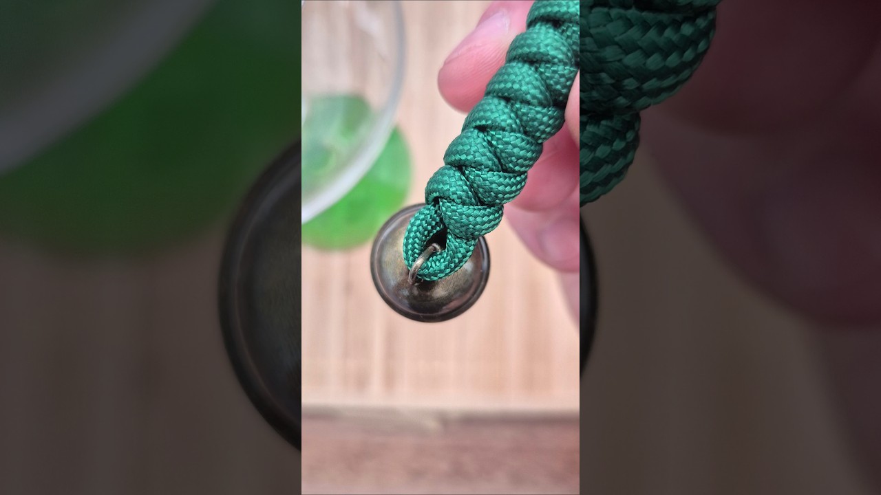 Hit the bell, buy a round! DIY Paracord KeyChain