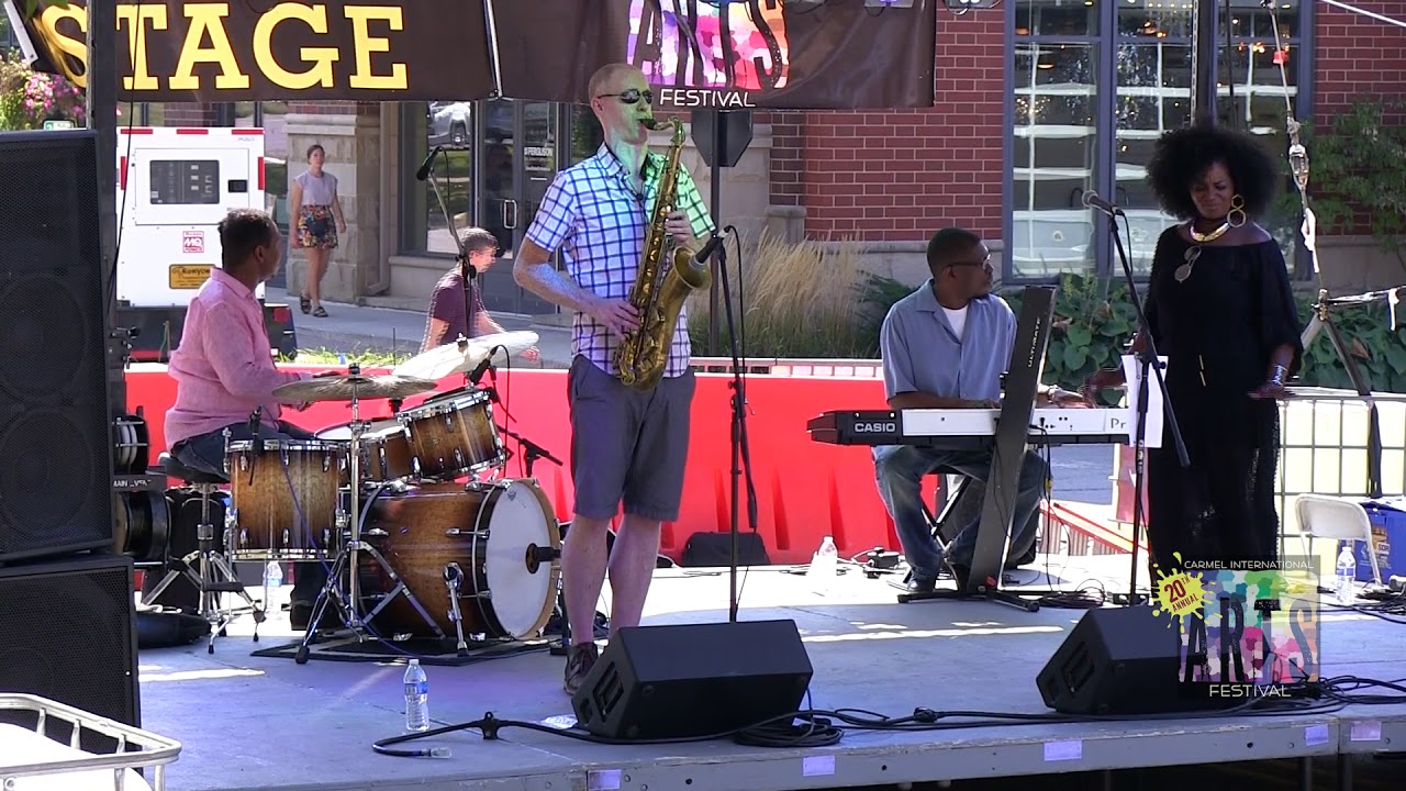 Kenny Phelps performs at the 20th Carmel International Arts Festival #1