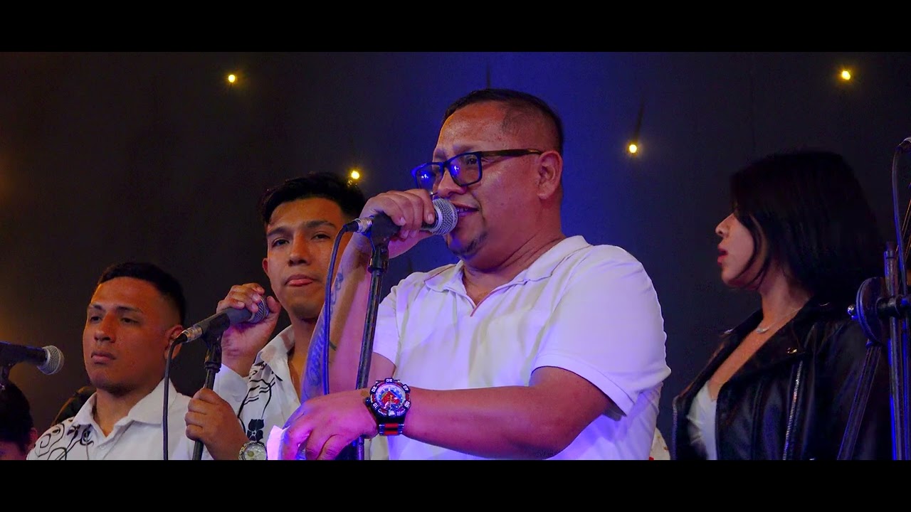 COMPLICES DE LA CUMBIA - SEPARADOS  (8VO ANIVERSARIO)