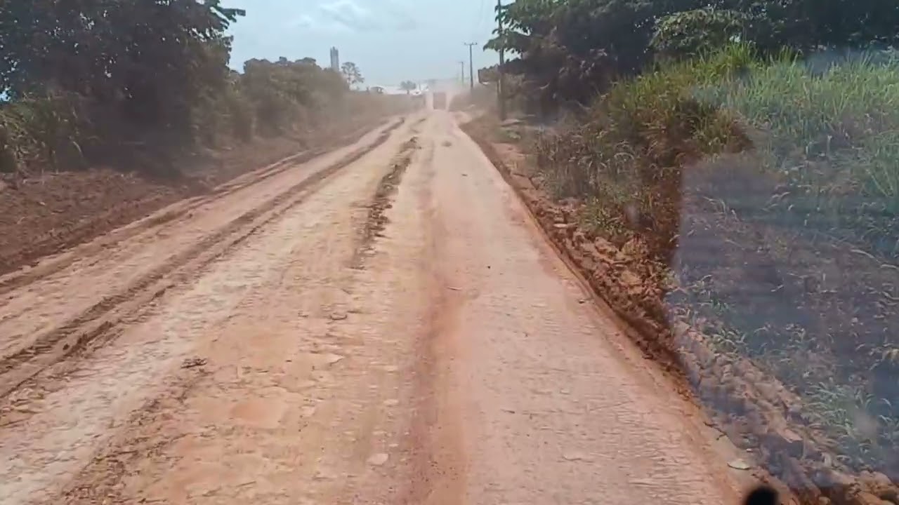 FILAS DE CARRETAS EM MIRITITUBA PARÁ