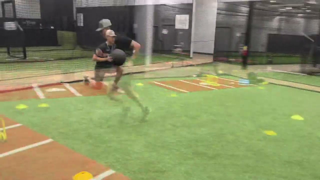 How to: 1/2 Kneeling MB Throw to Sprint