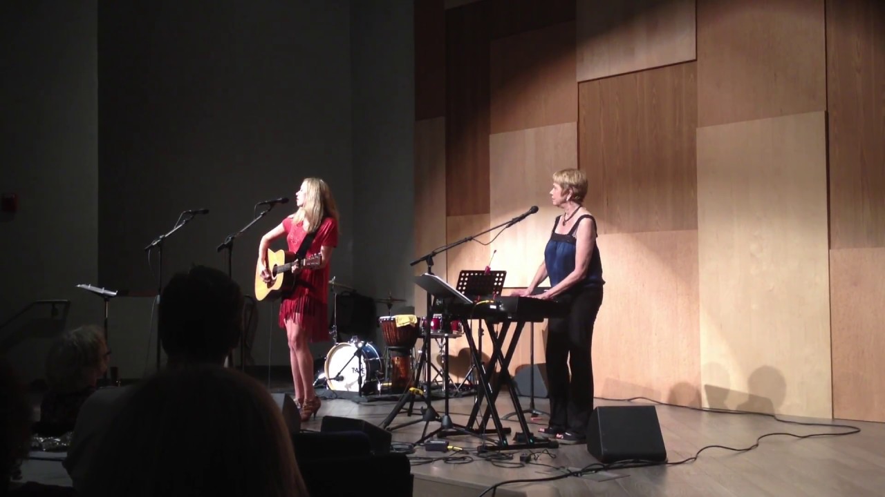 Sara Beck performing 