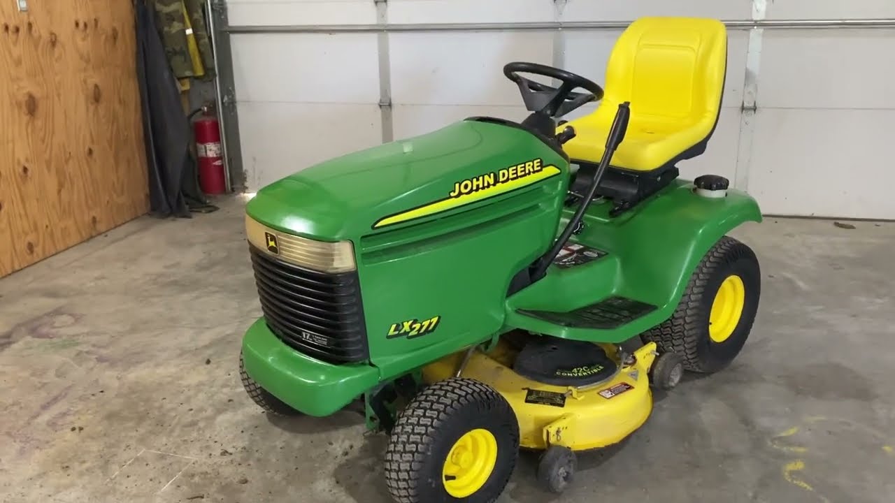 SOLD John Deere LX277 (42