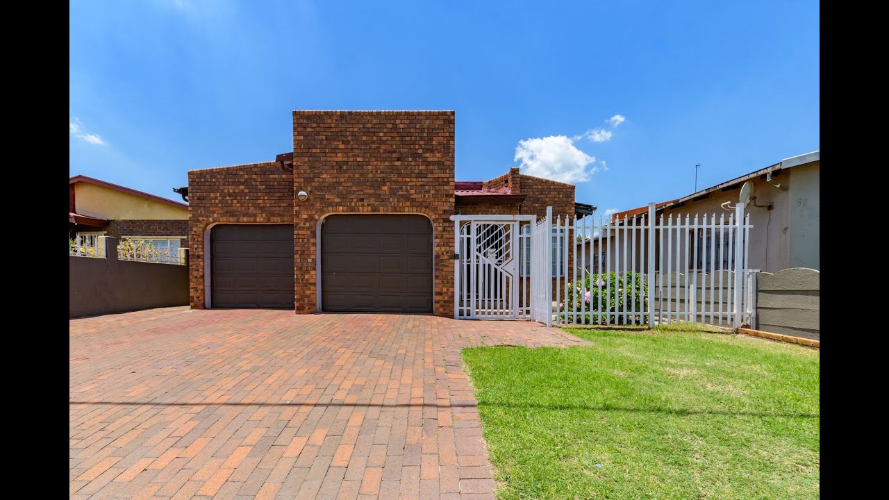 3 bedroom house for sale in Eldorado Park
