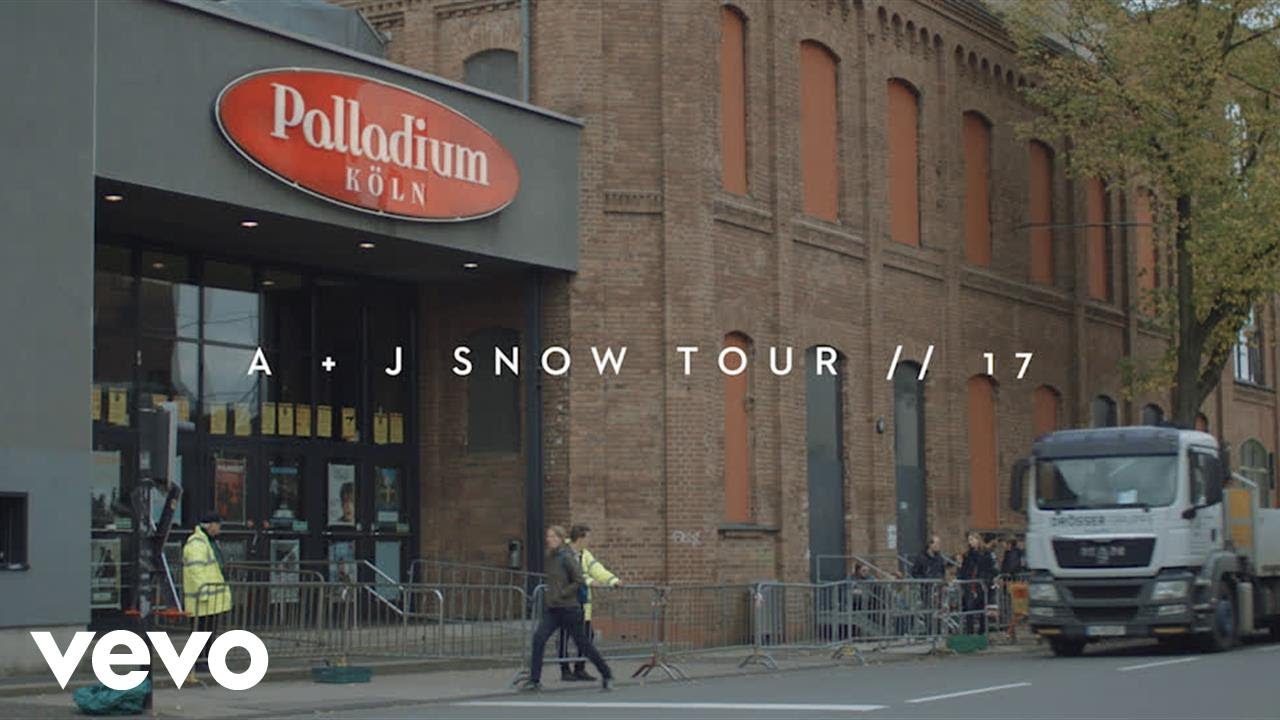 Angus & Julia Stone - Crowded House ‘Four Seasons in One Day (Cover)' ft. Clueso