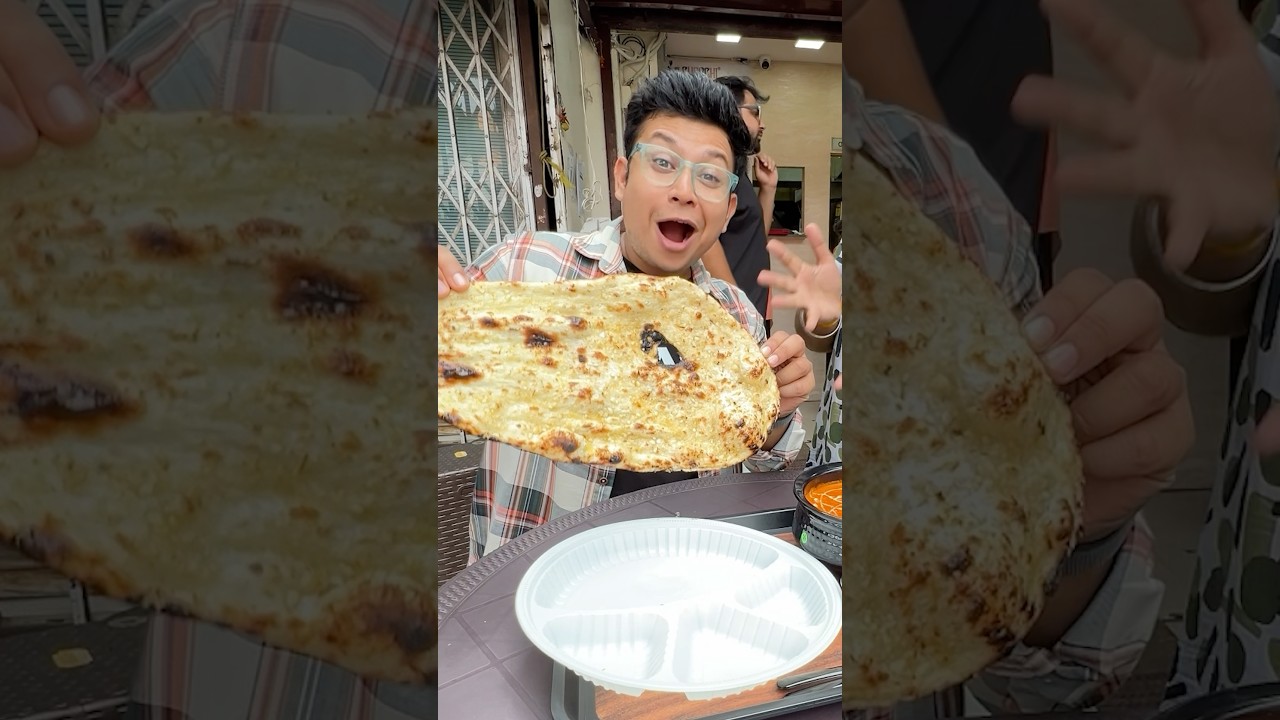 Trying Butter Chicken From Unique Restaurant 😱😱 #shorts #butterchicken