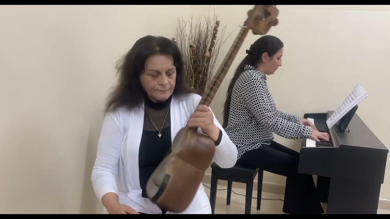 Vasif Adıgözəlov “Laylay” Tarda ifa edir:Validə İsmayılova, Pianoda müşayət: Vüsalə Yusif