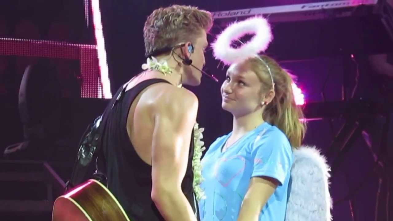 Cody Simpson Angel Toronto 2013