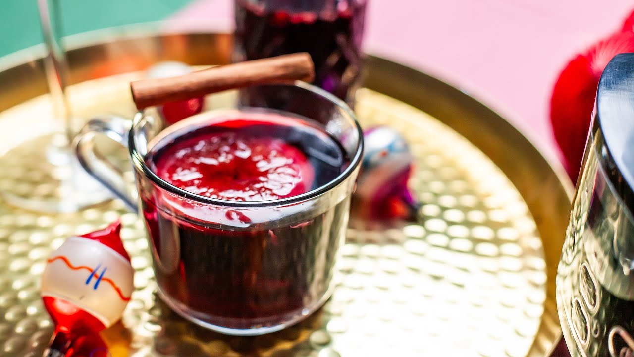 Slow Cooker Mulled Wine Recipe | Good Housekeeping UK