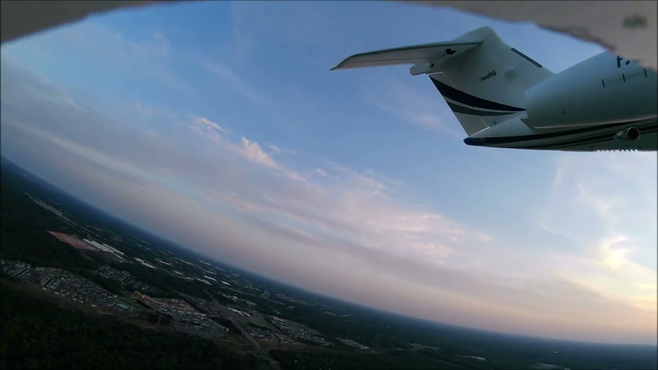 (4K) PJ50: Escorted Departure And Climbout Over Arrivals