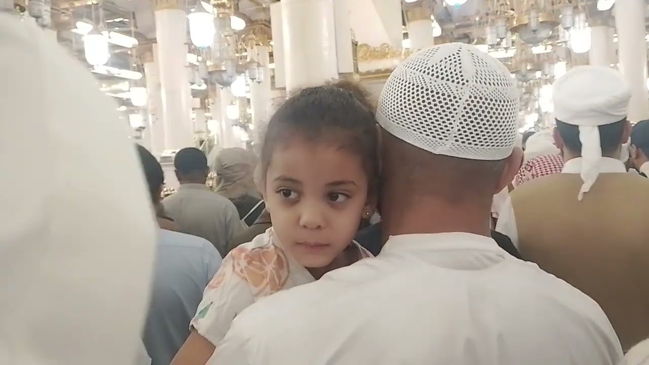 Roza-e-Rasool ﷺ Pe Hazri | Dil Ko Sukoon | Madinah Sharif #IslamicShorts #Madinah