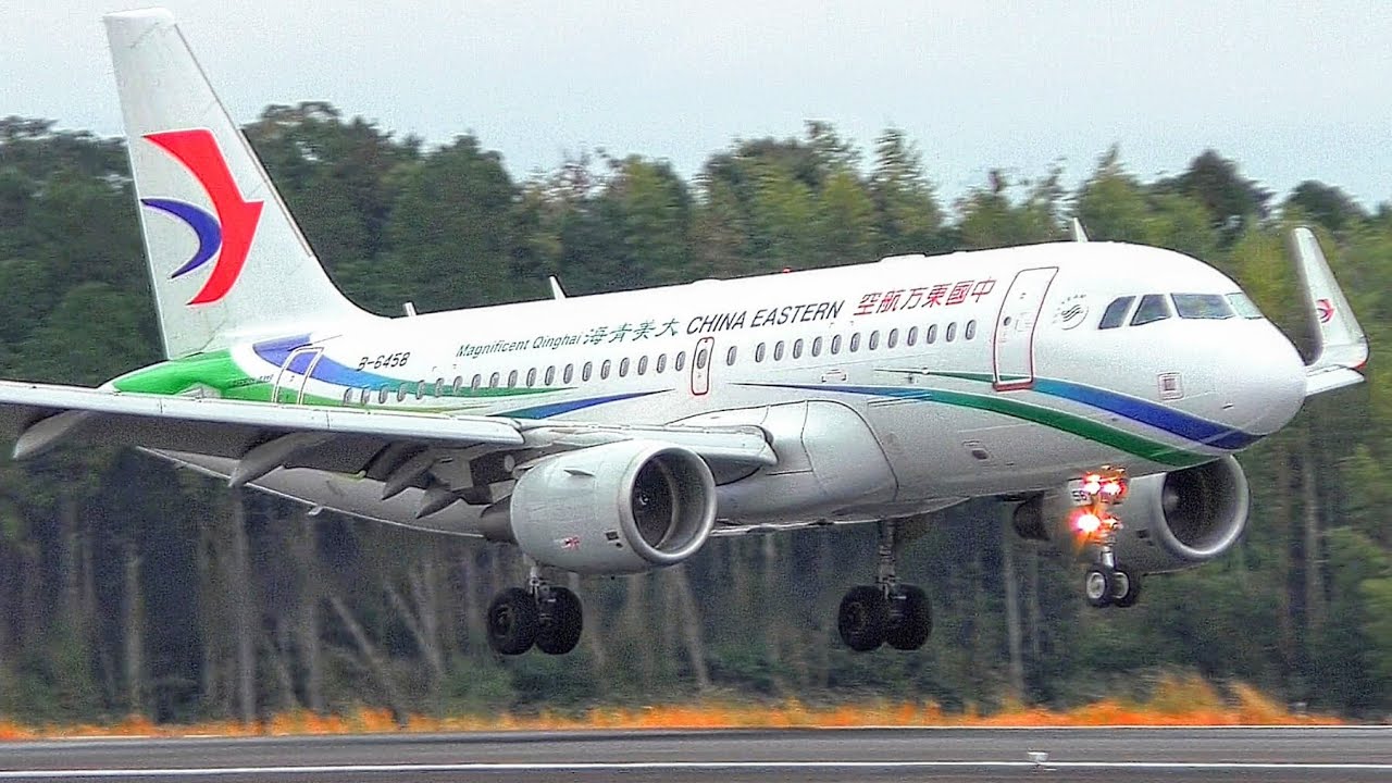 [30Minutes] Stunning Close-Up Plane Spotting TAKEOFF & LANDING at Kagoshima Airport JAPAN 2K