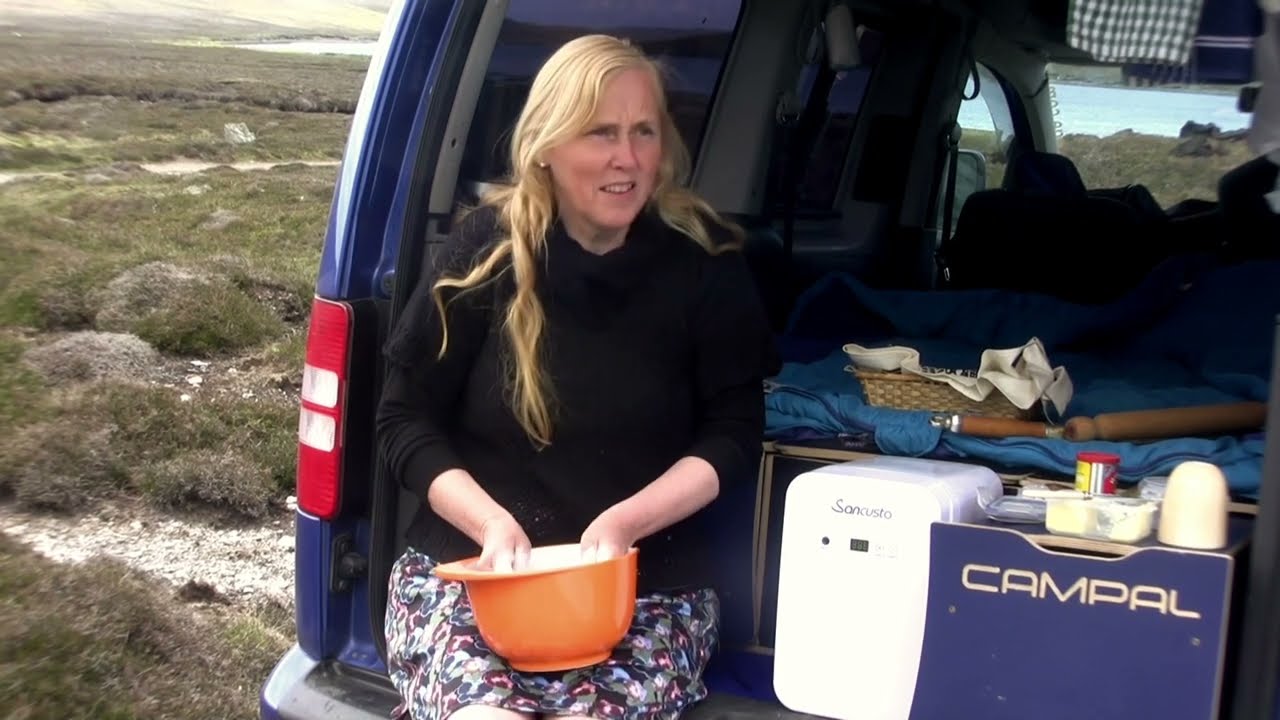 Maakin Bannocks with Alison Rendall