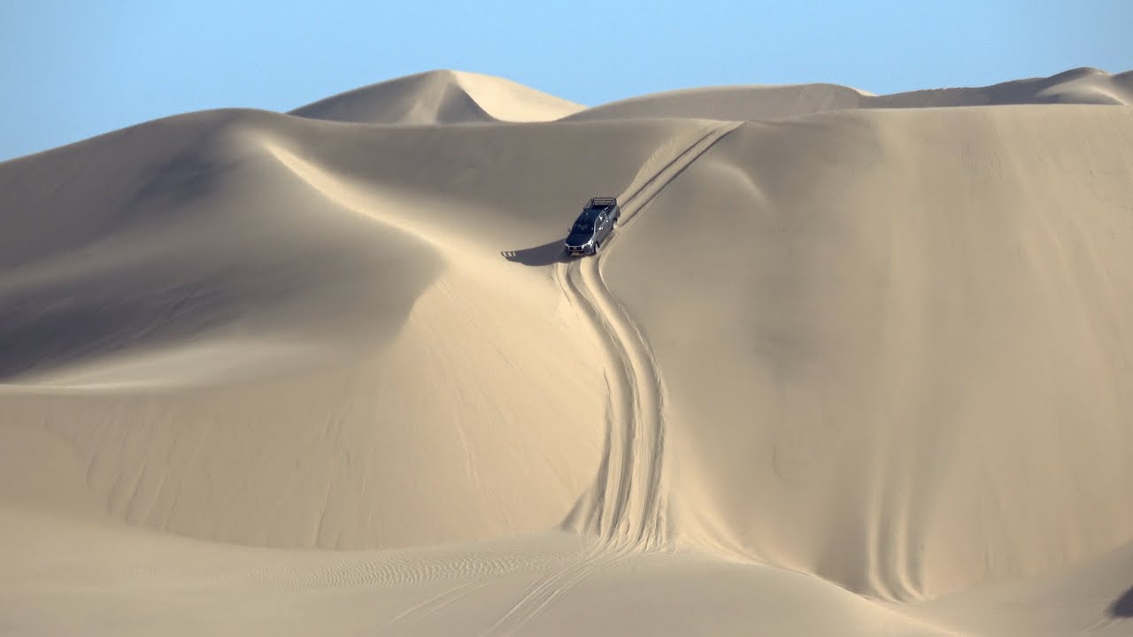 Roaring Dunes, Namibia