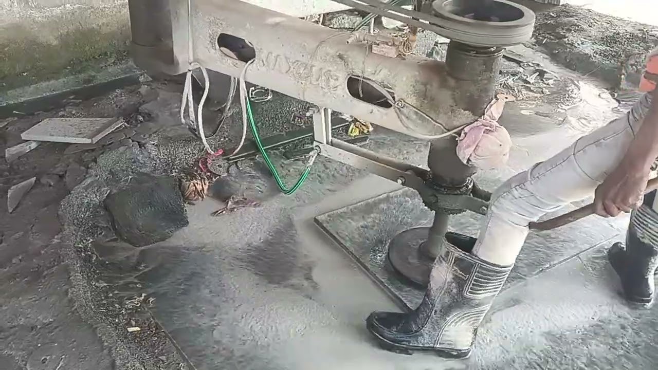 Tiles ki ghisai kaise hota hai dekhiye