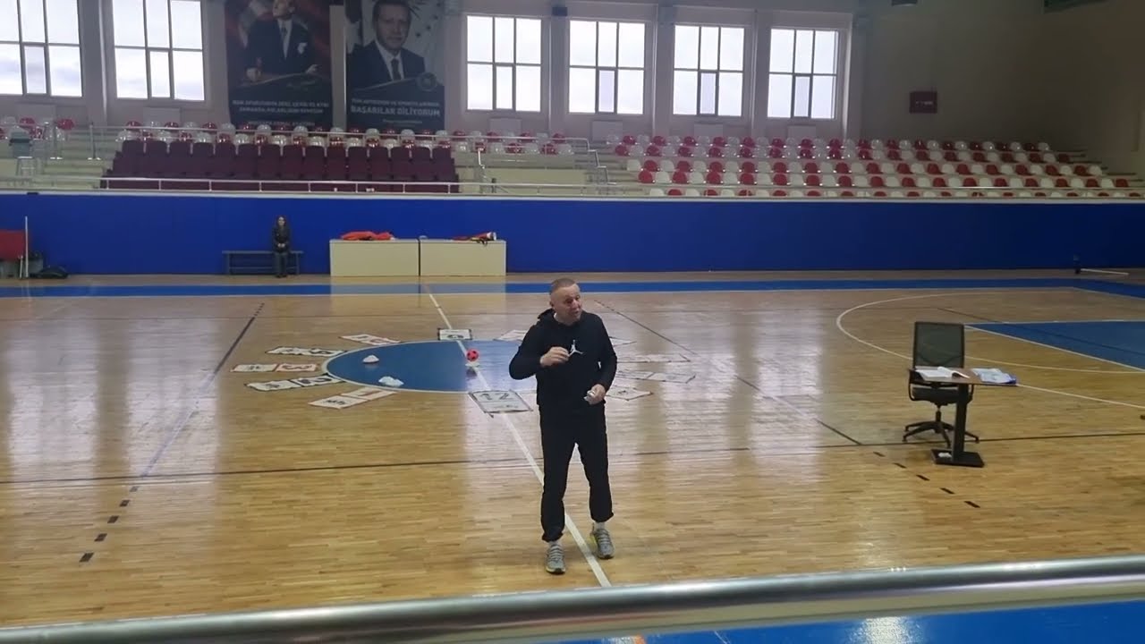 Geleneksel Çocuk Oyunları Mendil Kapmaca 2025 - Mustafa İmrence