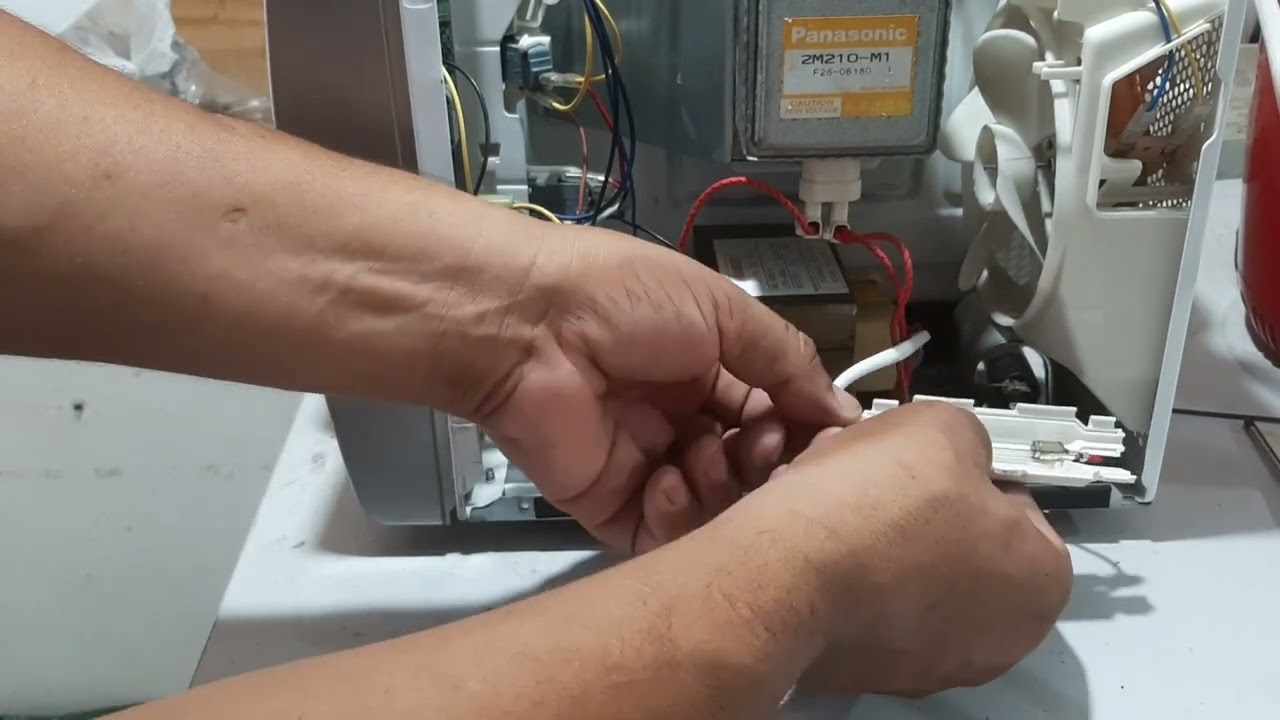 parte 2/ troca de magnetron de forno micro-ondas.