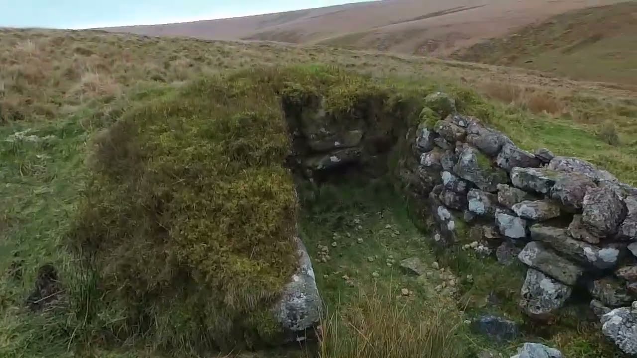 Dartmoor Broad Falls Excursion .Trail Running.