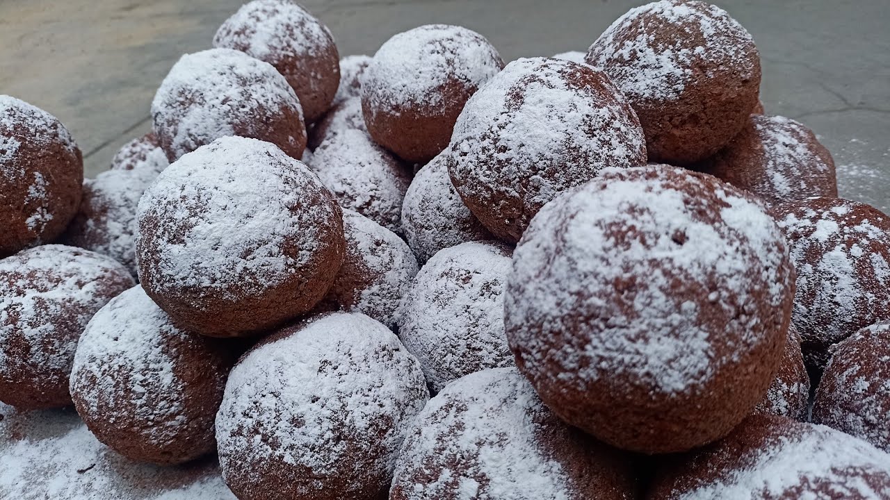 Asmr Rich Red Dirt Concrete Damp Balls topped White Cement Damp Crumbling On the Floor❤🤍 #asmr