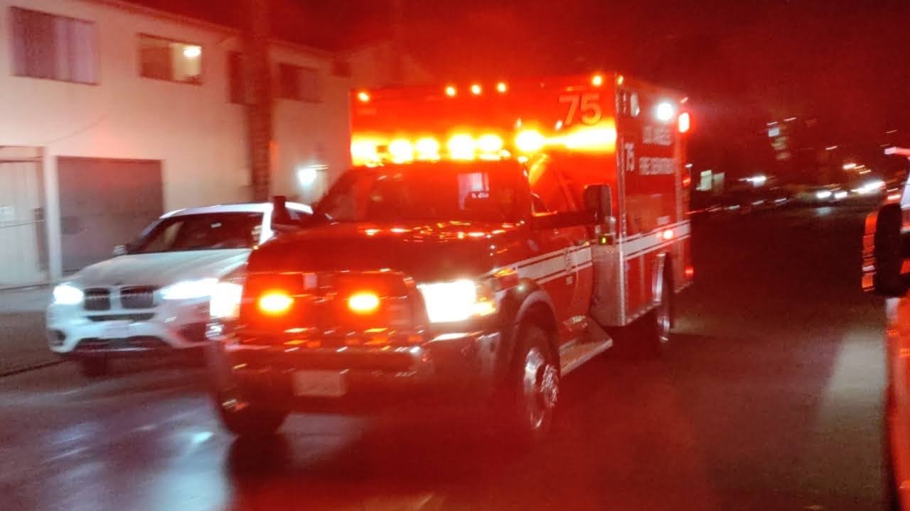 LAFD Rescue 75 Responding and Arriving