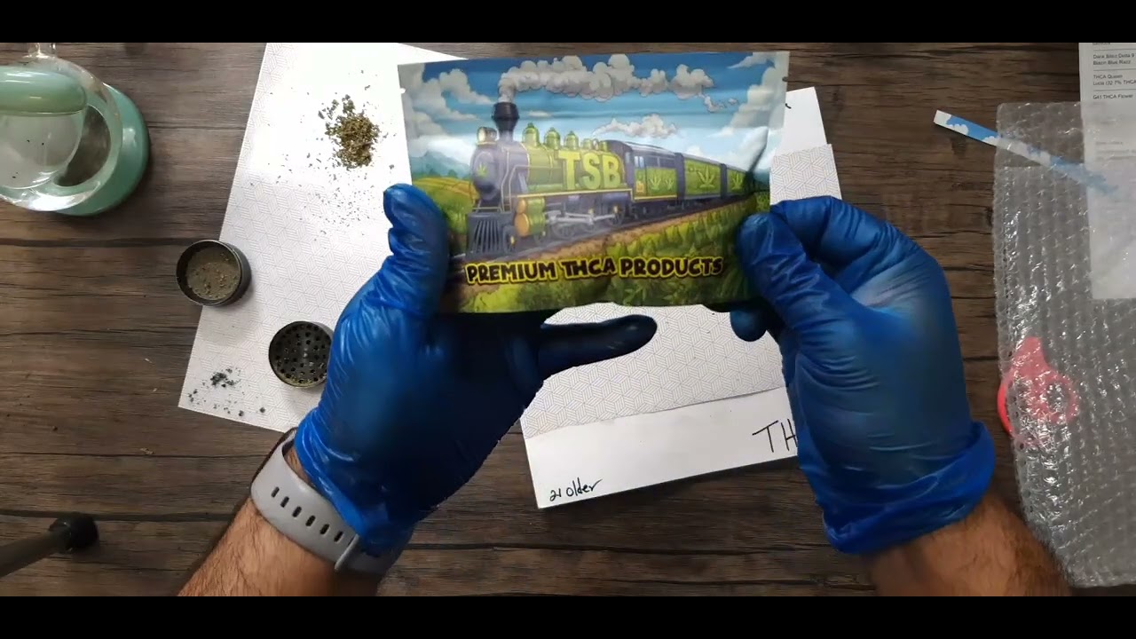 THCA SMALL BUDS.. NEW DROP.. Queen. Month Honest to review THCa #thcareview 