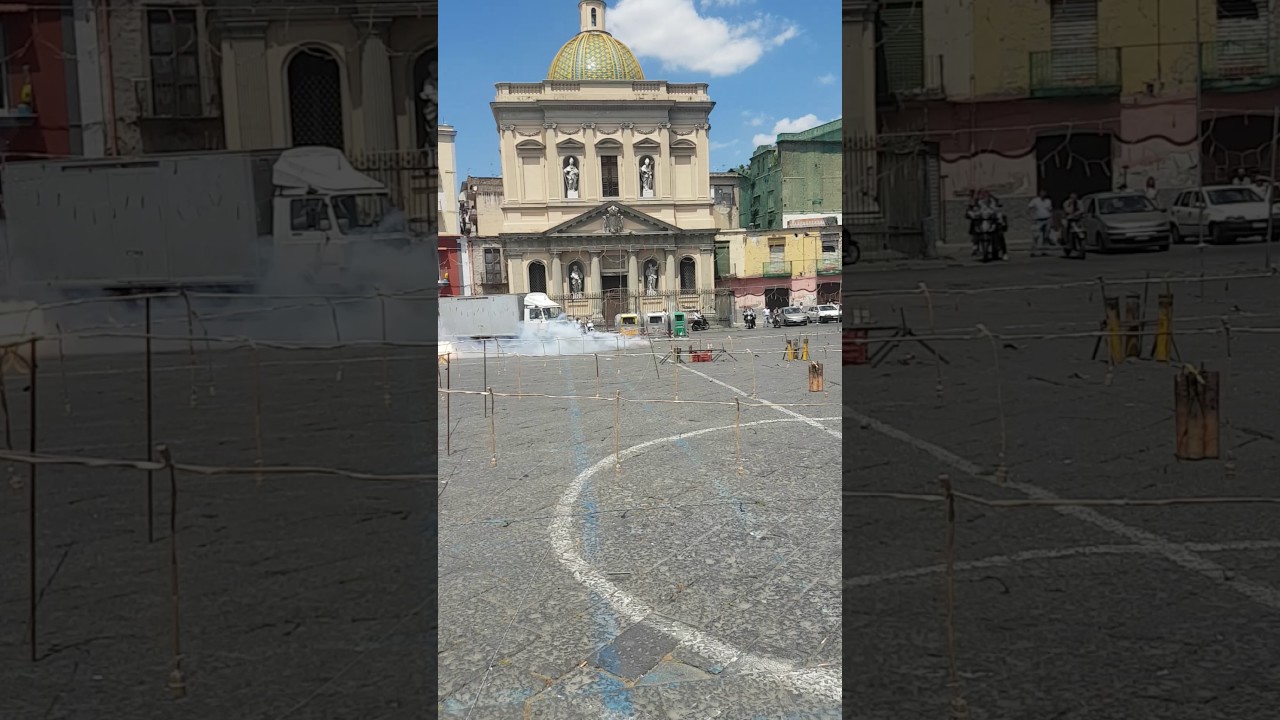 Spettacolo pirotecnico per alzabandiera madonna del carmine